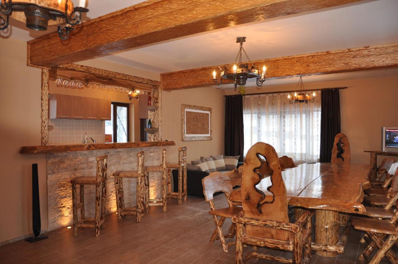 Casa De Vacanta Sadu Exteriér fotografie