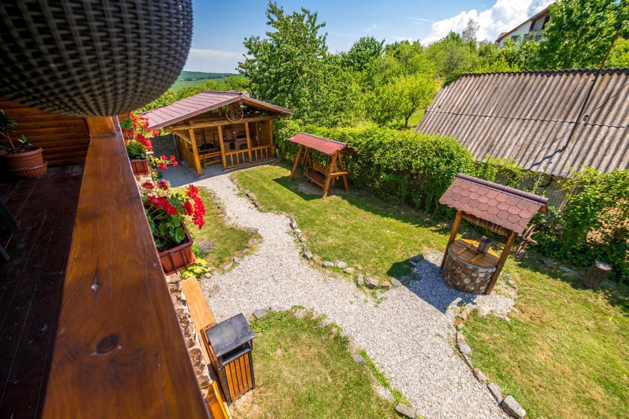 Casa De Vacanta Sadu Exteriér fotografie
